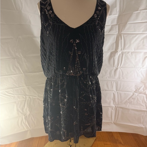Verty Black Sleeveless Sundress with V-neck for Cocktail - Picture 1 of 7